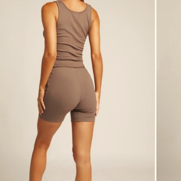 Comfrt Rib Contour Boxer - Picture 2 of 8